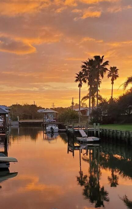 Waterfront Home With Private Dock, Walk To Beach St. Augustine Exterior photo